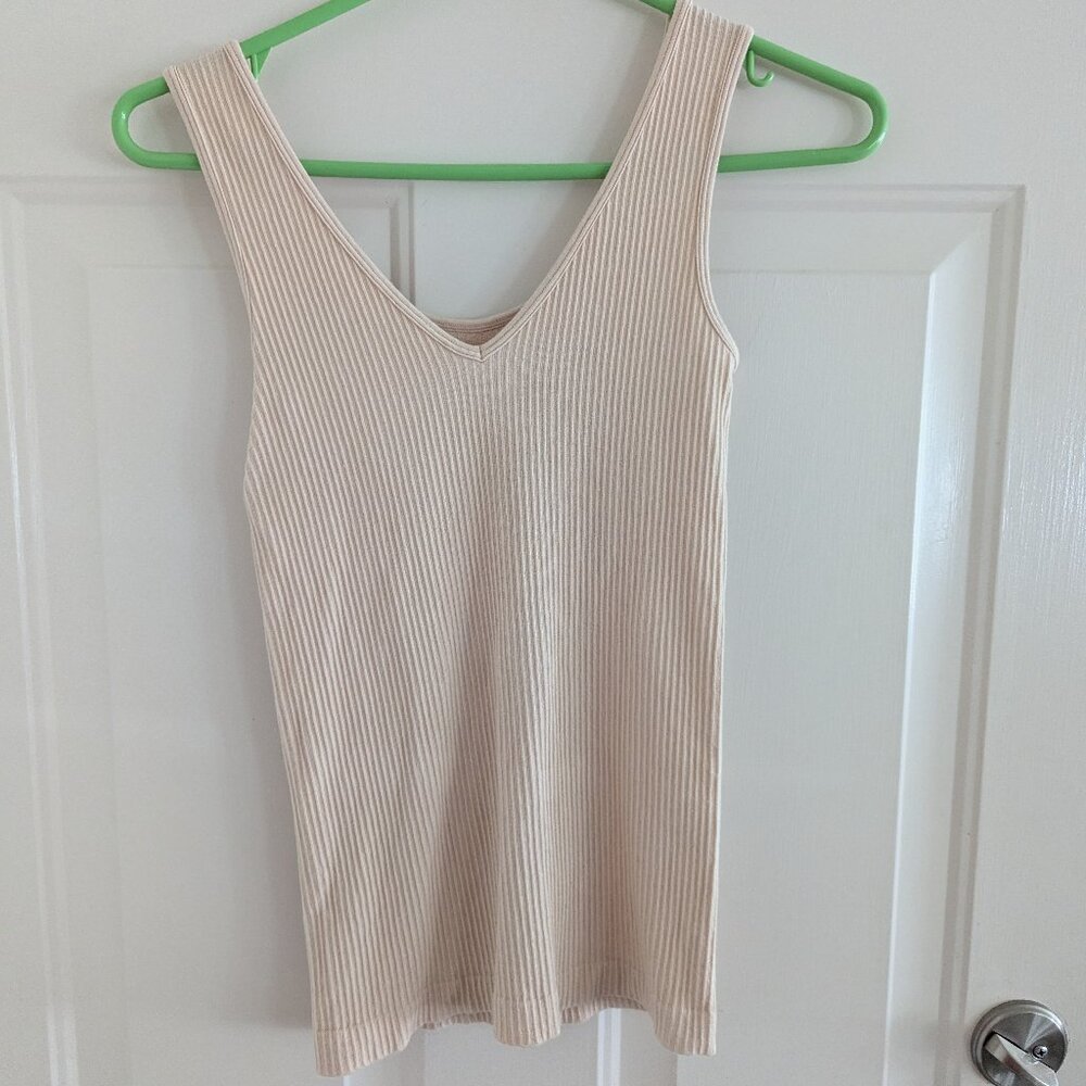 ELIETIAN Ribbed Reversible Tank ET1503ALM in Almond